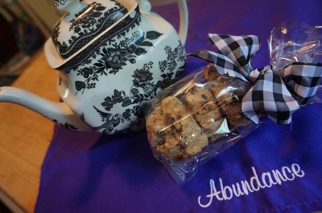 Oatmeal Raisin Chocolate Munch Cookies