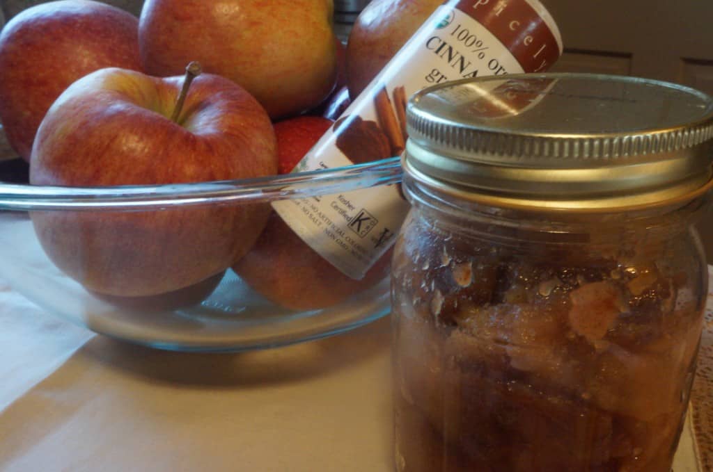 Interesting Ways to Eat An Apple