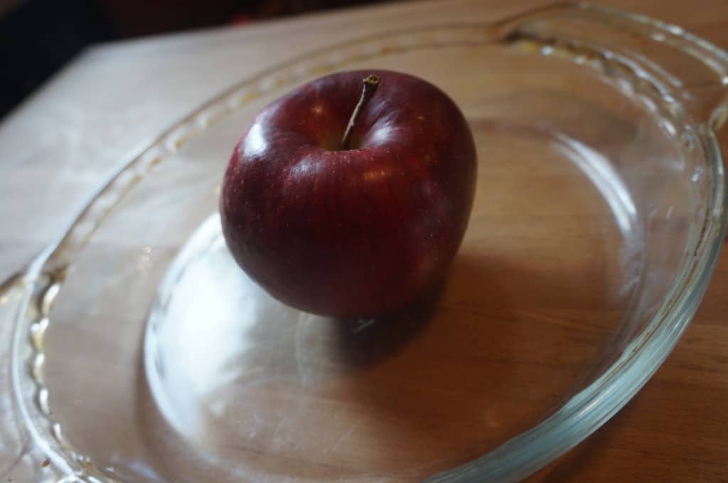 Interesting Ways to Eat An Apple